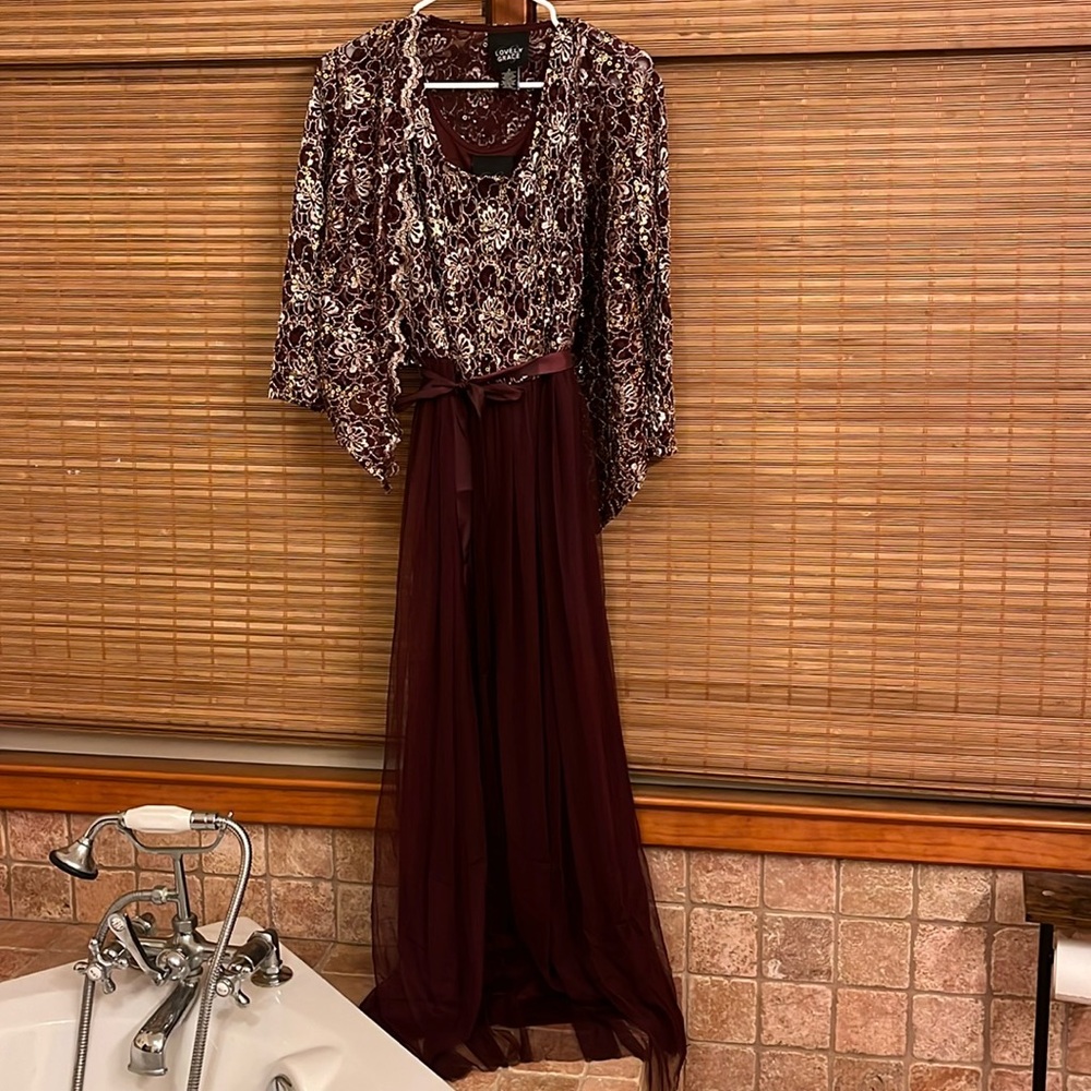 Lovely grace maroon gown mob/MOG bridesmaid wedding any glam occasion